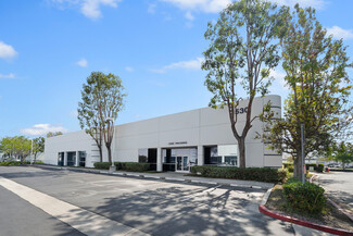 Plus de détails pour ±11,000 SF SINGLE-STORY FREESTANDING IND – Flex à vendre, Santa Ana, CA