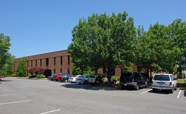 More details for 3921 Westpoint Blvd, Winston-Salem, NC - Industrial for Lease