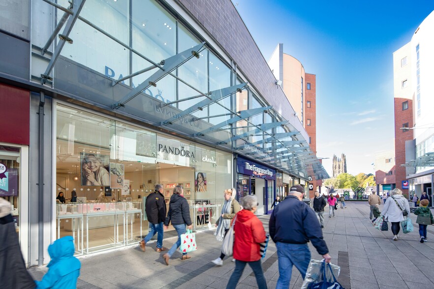 Eagles Meadow, Wrexham à louer - Photo du bâtiment - Image 2 de 4