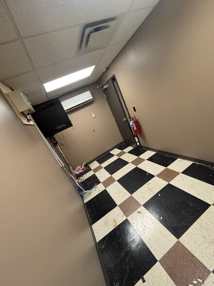 763-765 W Poplar Ave, Collierville, TN à vendre - Photo du bâtiment - Image 3 de 30