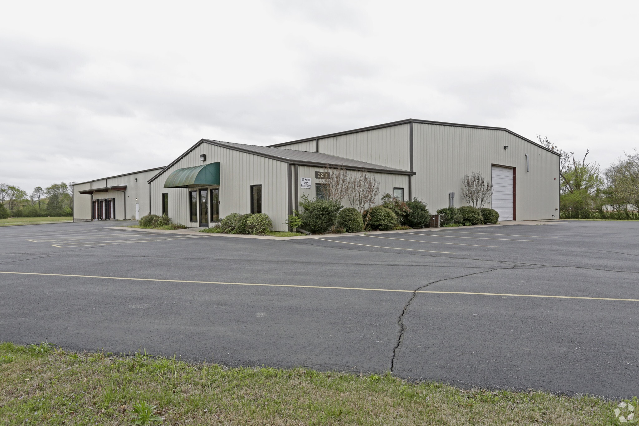 2259 N 2nd St, Rogers, AR for lease Primary Photo- Image 1 of 7