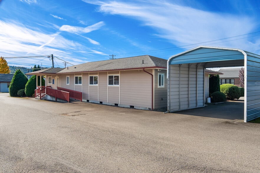 421 Williams St, Mossyrock, WA à louer - Photo du bâtiment - Image 3 de 25
