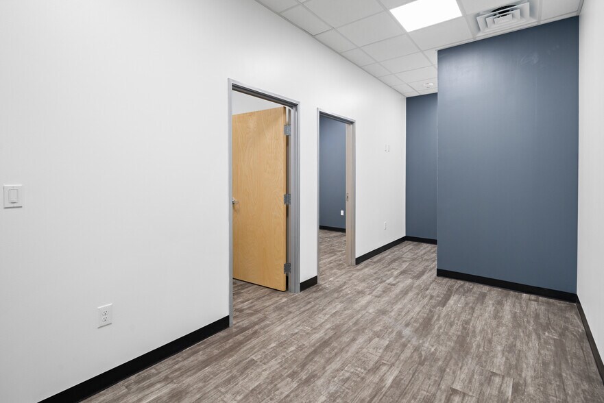 4116 TX- 121 Hebron Pkway- 4116 TX- 121, Carrollton, TX à louer - Photo intérieure - Image 2 de 15