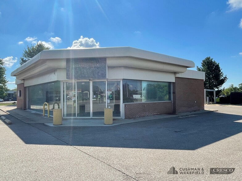 316 E Highland Rd, Macedonia, OH à louer - Photo du bâtiment - Image 2 de 7