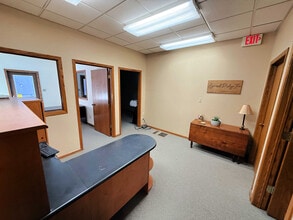 3356 Kimball Ave, Waterloo, IA à louer Photo intérieure- Image 1 de 4