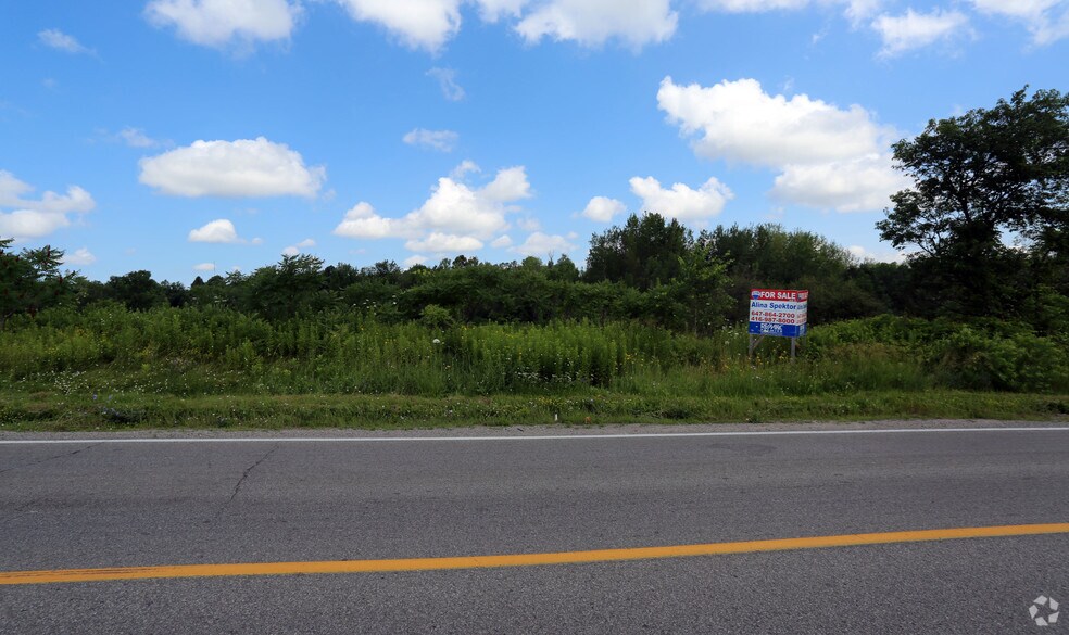 138 Lockhart Rd, Barrie, ON à vendre - Photo principale - Image 1 de 1