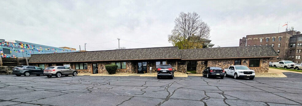 704 Jackson St, Sioux City, IA à louer - Photo du bâtiment - Image 1 de 11