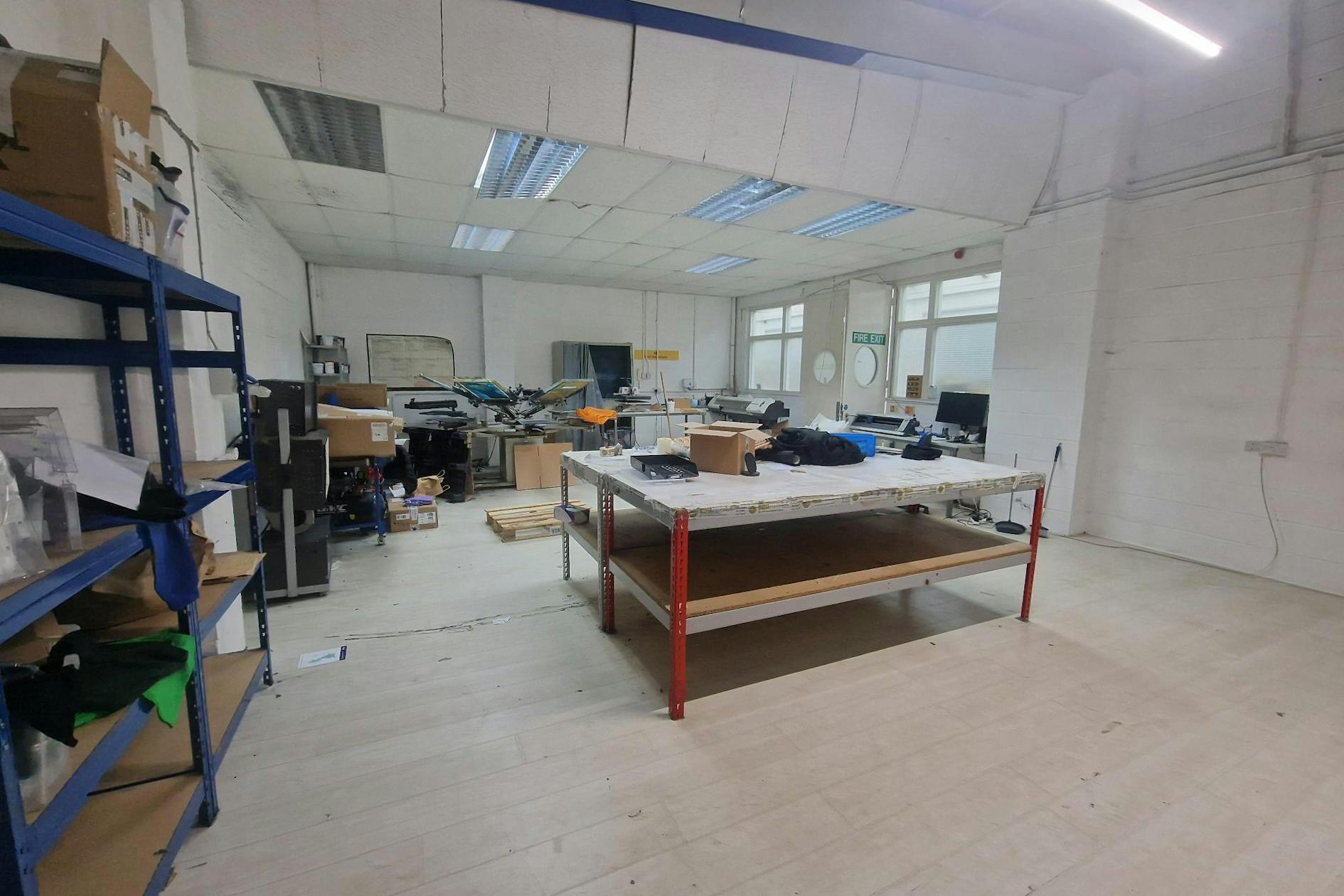 Wade Rd, Basingstoke for lease Interior Photo- Image 1 of 2
