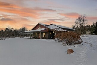 More details for 8370 Lakeview Rd, Alanson, MI - Specialty for Sale