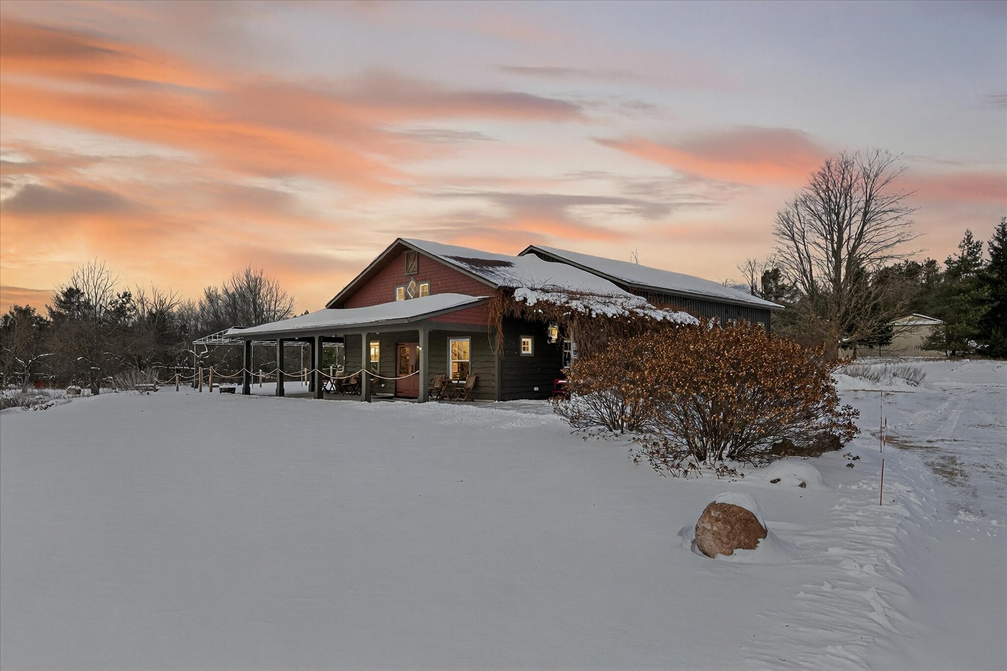 8370 Lakeview Rd, Alanson, MI à vendre Photo principale- Image 1 de 65