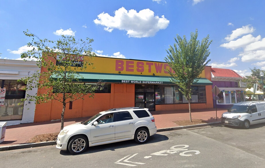 3178 Mt Pleasant St NW, Washington, DC for lease - Building Photo - Image 2 of 3