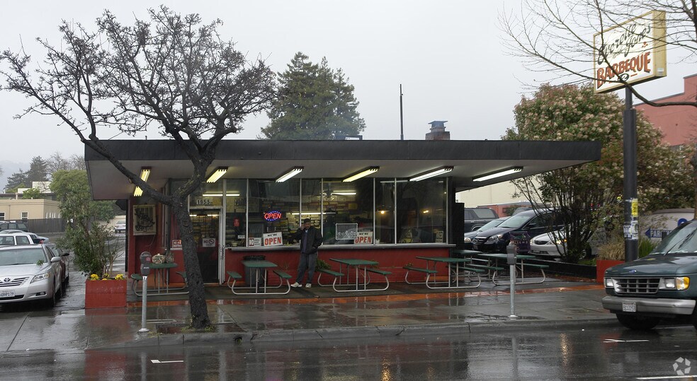 1955 San Pablo Ave, Berkeley, CA à vendre - Photo du bâtiment - Image 2 de 6