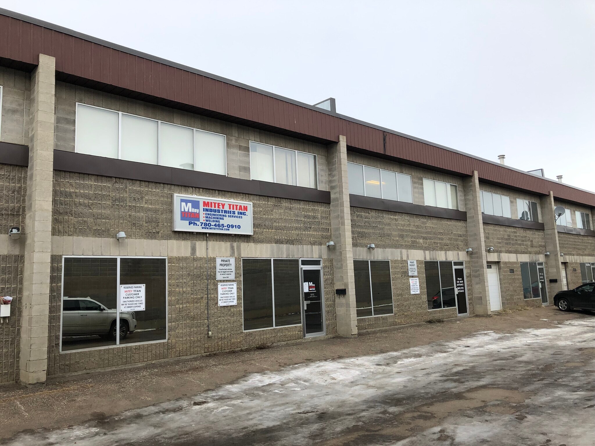 6329 76 Av NW, Edmonton, AB à vendre Photo du bâtiment- Image 1 de 1