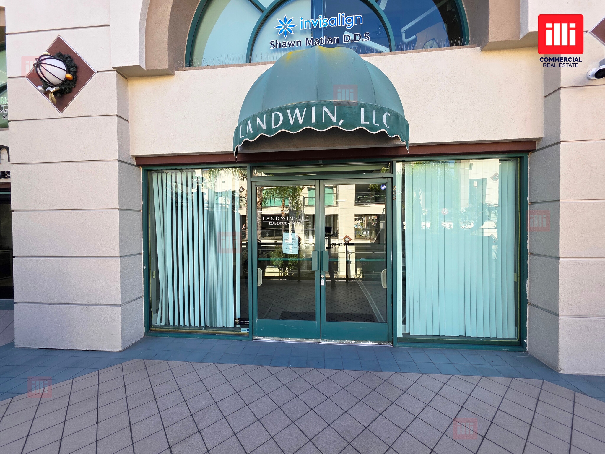 17200 Ventura Blvd, Encino, CA à louer Photo du bâtiment- Image 1 de 5