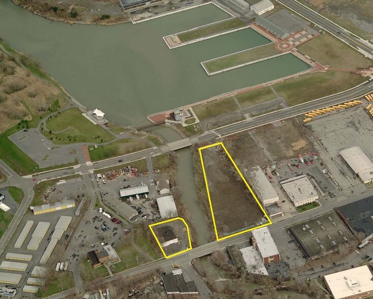 380 Spencer St, Syracuse, NY à vendre - Aérien - Image 2 de 3