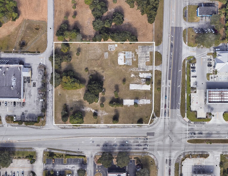 157 Malabar Rd NW, Palm Bay, FL for sale - Building Photo - Image 1 of 2