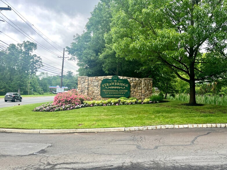 212 W Route 38, Moorestown, NJ à vendre - Photo du bâtiment - Image 3 de 24