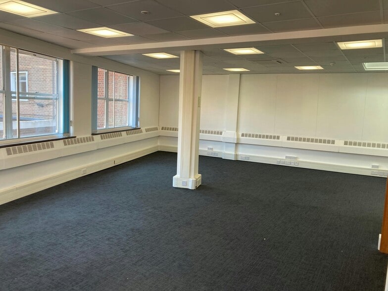 39-39B High St, Chelmsford for lease - Building Photo - Image 3 of 5