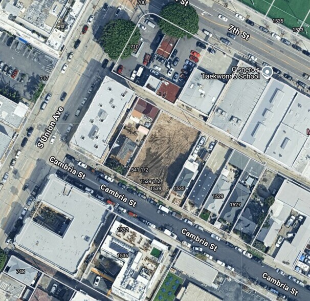 1537 Cambria St, Los Angeles, CA à vendre - Photo du bâtiment - Image 2 de 3