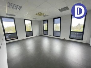 Office in Metz for lease Interior Photo- Image 1 of 4