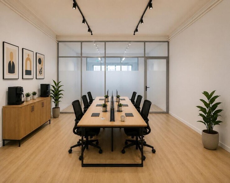 32 Rue De Paradis, Paris for lease - Interior Photo - Image 2 of 2