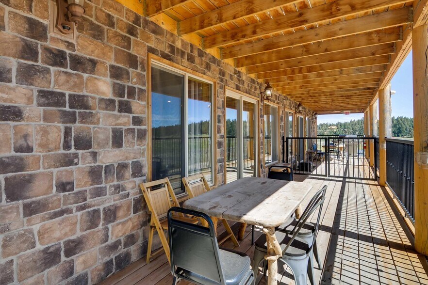 885 Church Dr, Duck Creek Village, UT à vendre - Photo du bâtiment - Image 2 de 10