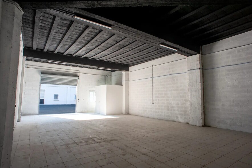 5 Rue Sébastien De Brossard, Meaux à louer - Photo du bâtiment - Image 3 de 5