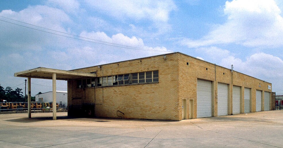 5901 Griggs Rd, Houston, TX à louer - Photo du bâtiment - Image 3 de 5