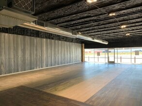 3001 E Highway 199, Springtown, TX for lease Interior Photo- Image 2 of 5