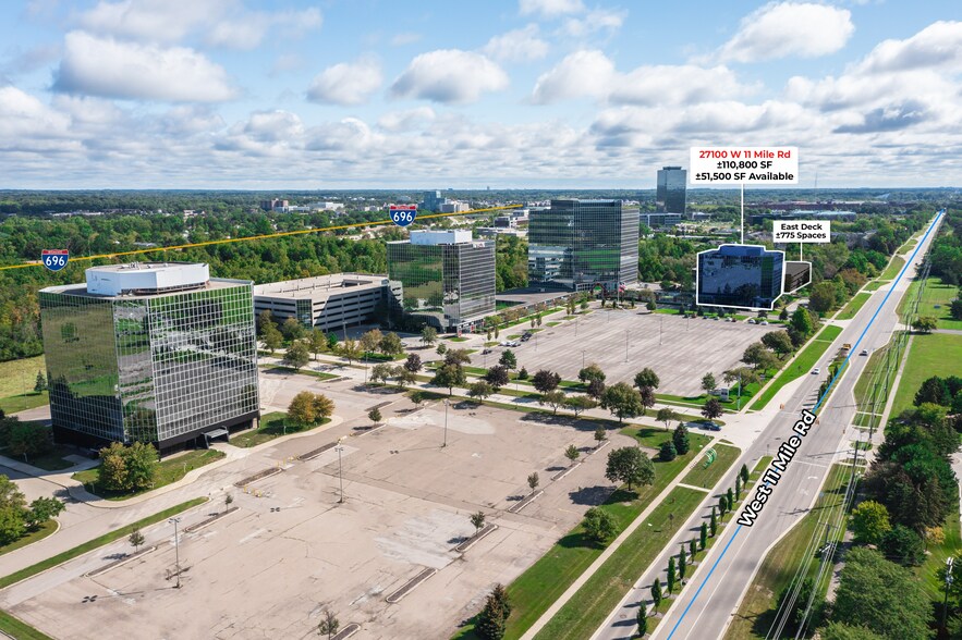 27350 W 11 Mile Rd, Southfield, MI à louer - Photo du bâtiment - Image 2 de 14