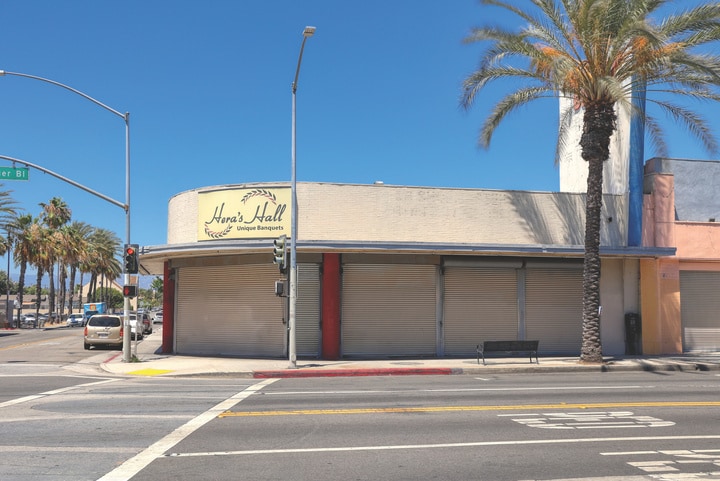 Whittier Boulevard retail portfolio portfolio of 2 properties for sale on LoopNet.ca - Building Photo - Image 3 of 10