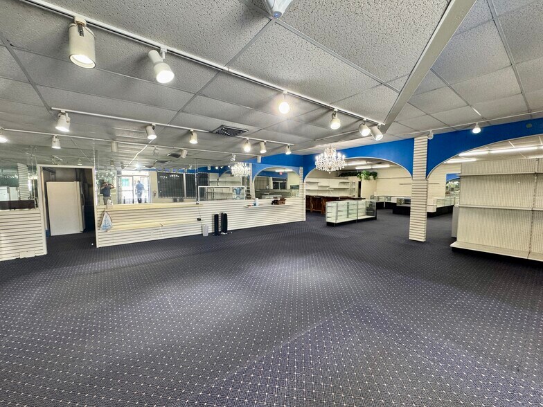 91 Forrest Ave, Cocoa, FL à louer - Photo du bâtiment - Image 3 de 7