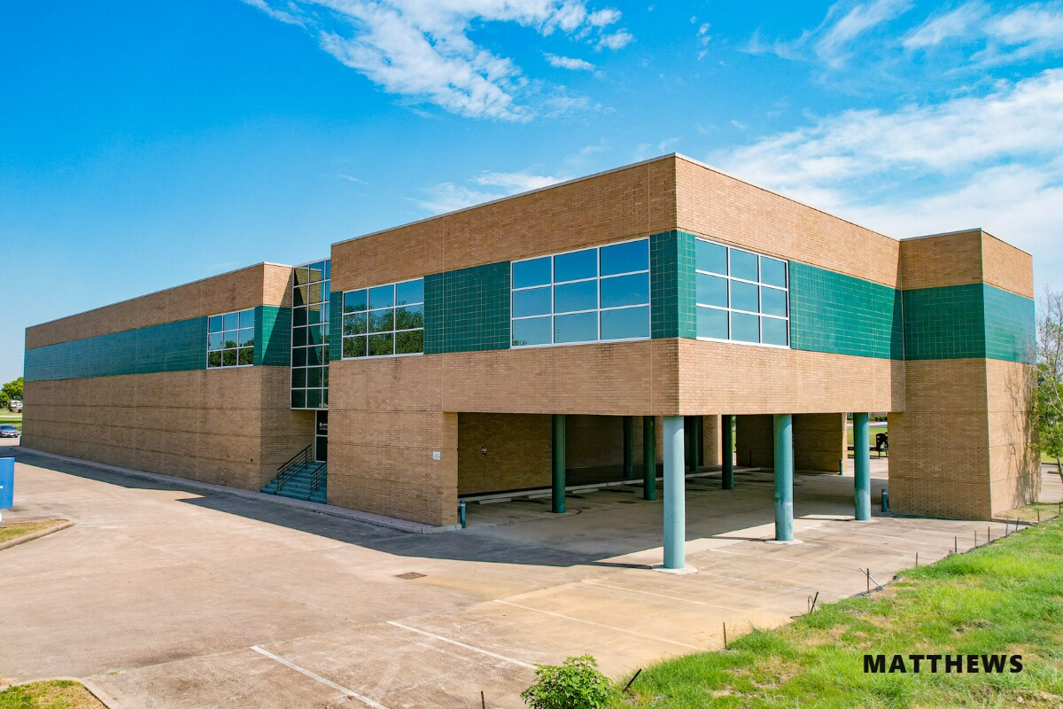 903 Highway 146 S, La Porte, TX à vendre Photo du bâtiment- Image 1 de 4