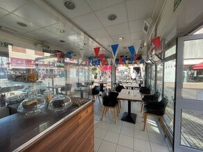 21B Plains Rd, Nottingham for lease Interior Photo- Image 2 of 3
