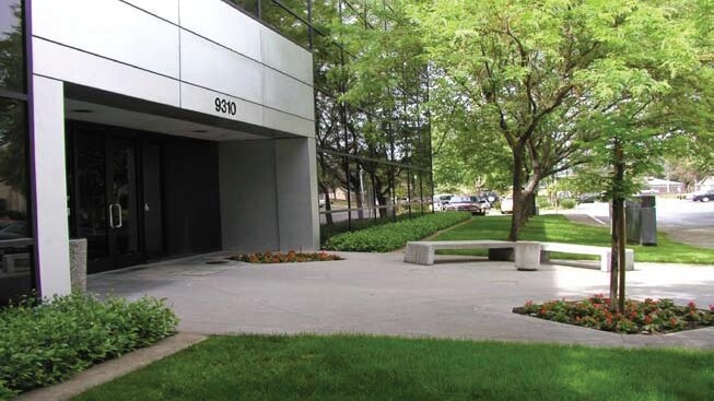 9300 Tech Center Dr, Sacramento, CA à louer - Photo du bâtiment - Image 3 de 10