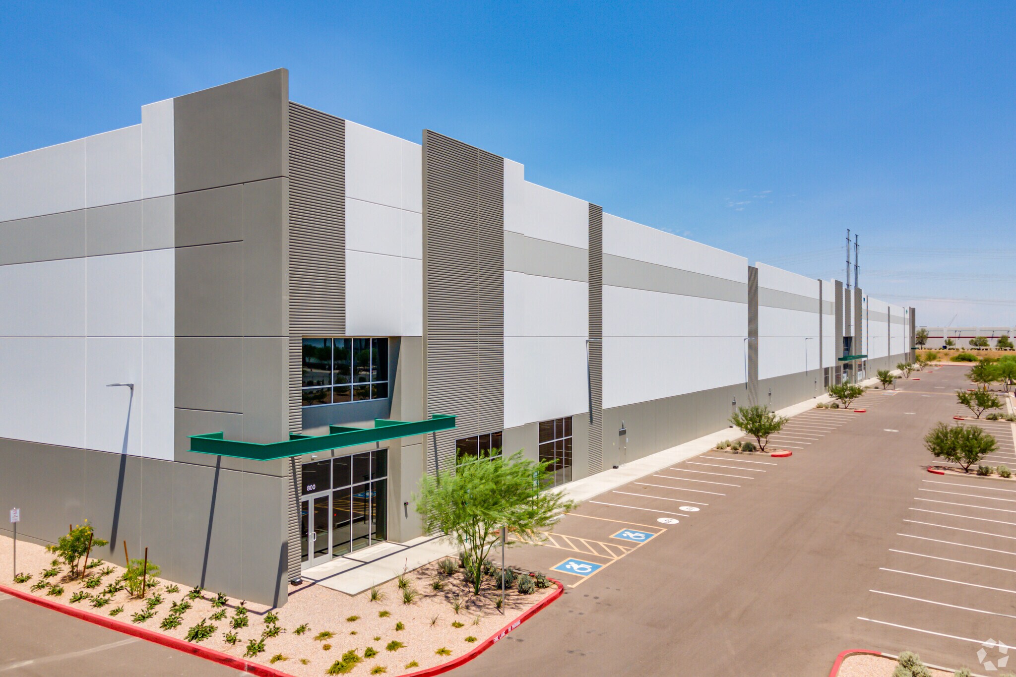 2200 S 48th Ave, Phoenix, AZ à louer Photo du bâtiment- Image 1 de 5