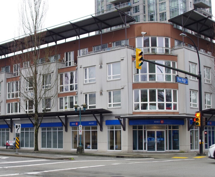 1161 The High St, Coquitlam, BC à vendre - Photo du bâtiment - Image 2 de 5