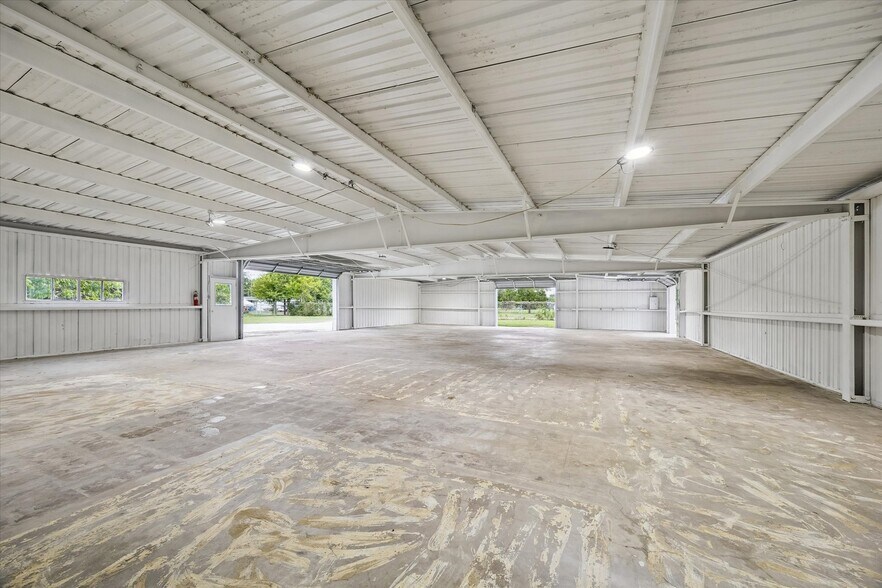 610 New York St, Navasota, TX à louer - Photo du bâtiment - Image 3 de 11