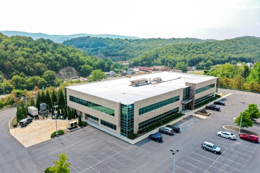 10 Commerce Dr, Cumberland, MD à vendre - Photo du bâtiment - Image 3 de 7