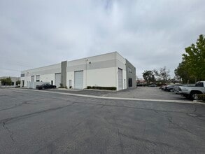 2900 Orange Ave, Signal Hill, CA for lease Building Photo- Image 2 of 16
