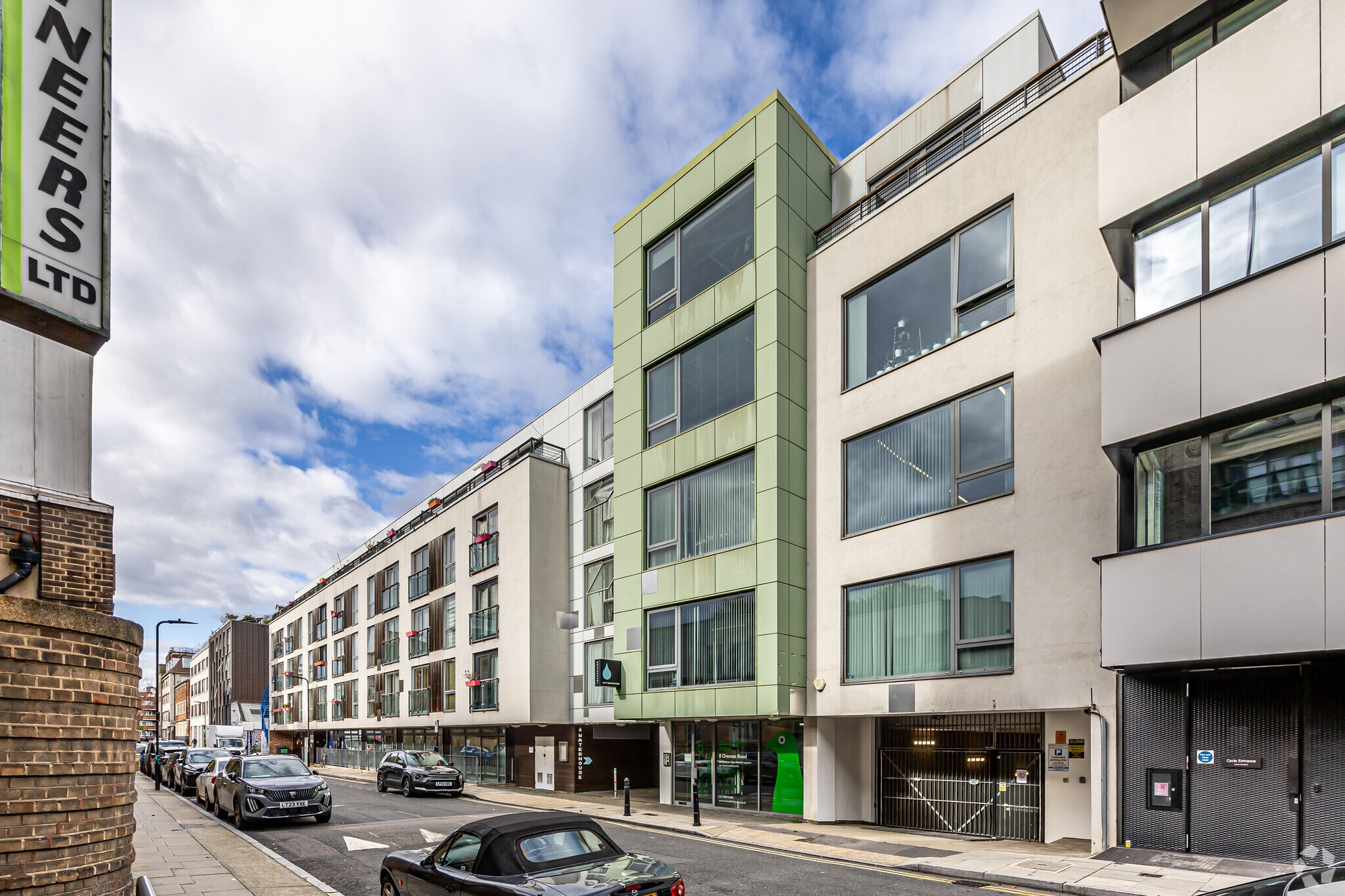 8 Orsman Rd, Londres à louer Photo du bâtiment- Image 1 de 8