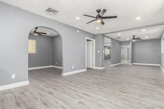 Plus de détails pour 1800 Lewis Ave, Las Vegas, NV - Commerce de détail à vendre