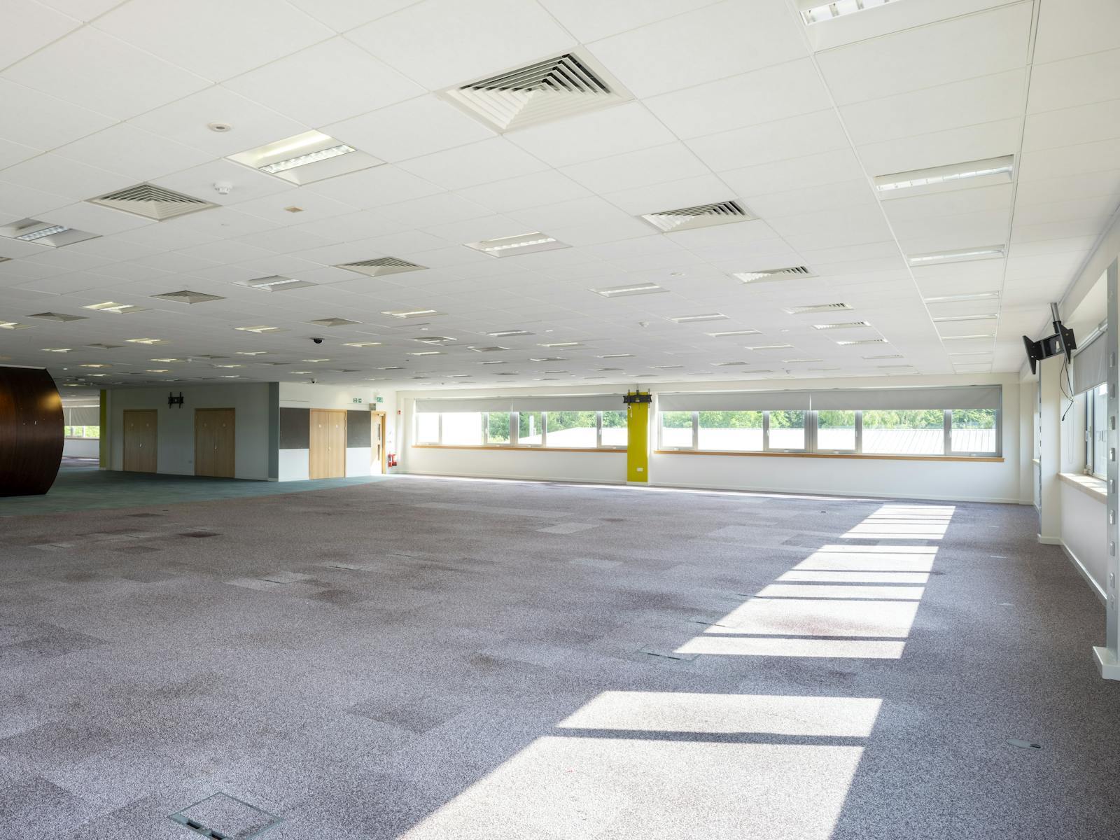 6 Stanley Blvd, Blantyre for lease Interior Photo- Image 1 of 1