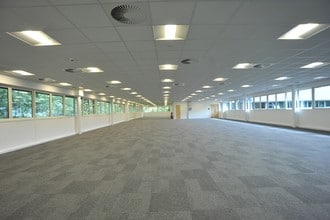 310 Europa Blvd, Warrington à louer Autre- Image 1 de 1