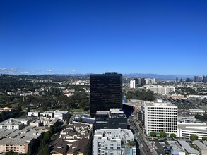 11755 Wilshire Blvd, Los Angeles, CA à louer Photo du b timent- Image 1 de 3