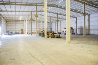 121 Alsonia St, Estill Springs, TN for lease Interior Photo- Image 1 of 4