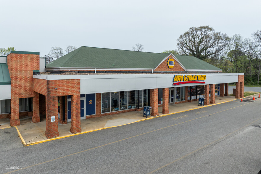 6015 Fort Ave, Lynchburg, VA for lease - Building Photo - Image 2 of 7