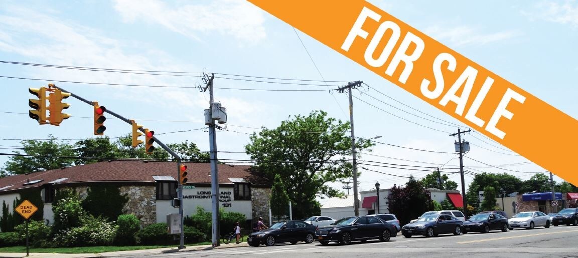 131 Merrick Rd, Merrick, NY à vendre Photo du bâtiment- Image 1 de 1