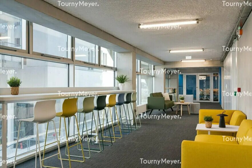 Bureau dans Nantes à louer - Photo du bâtiment - Image 2 de 6