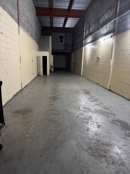 720 E 136th St, Bronx, NY for sale - Primary Photo - Image 1 of 5